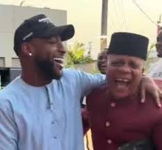 Davido Shares Special Mealtime Moment with Highlife Icon Bright Chimezie