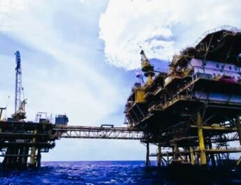 Federal Government Returns 13 Oil Blocks to Licensing Pool
