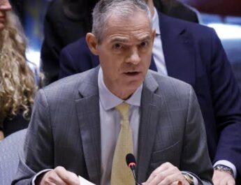 US Envoy Walks Out of UN Security Council Meeting After France Compares America to North Korea