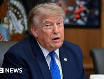 Trump Offers to Halt Iran Strikes, Demands ‘Rapid’ Deal