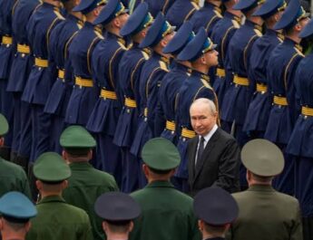 Zelensky Warns Russia May Mobilize at Least 300,000 More Troops for Ukraine War
